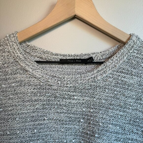 Doe & Rae Textured Top With Zipper Detail 124 - Picture 2 of 10